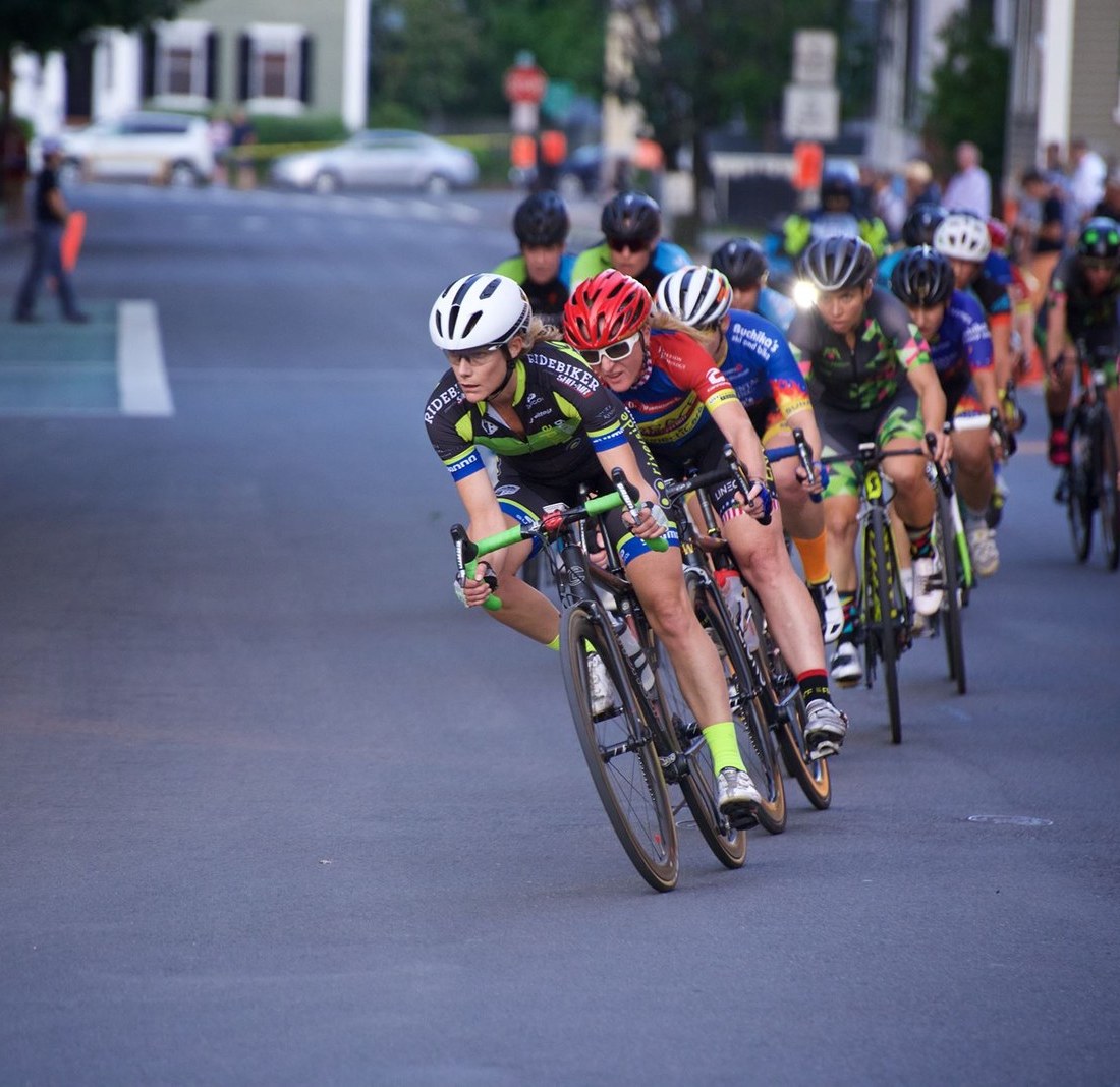 Val in the white helmet leading the women's field in the Salem criterium